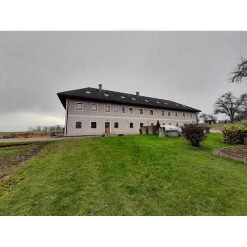 Schöne Wohnung am Bauernhof